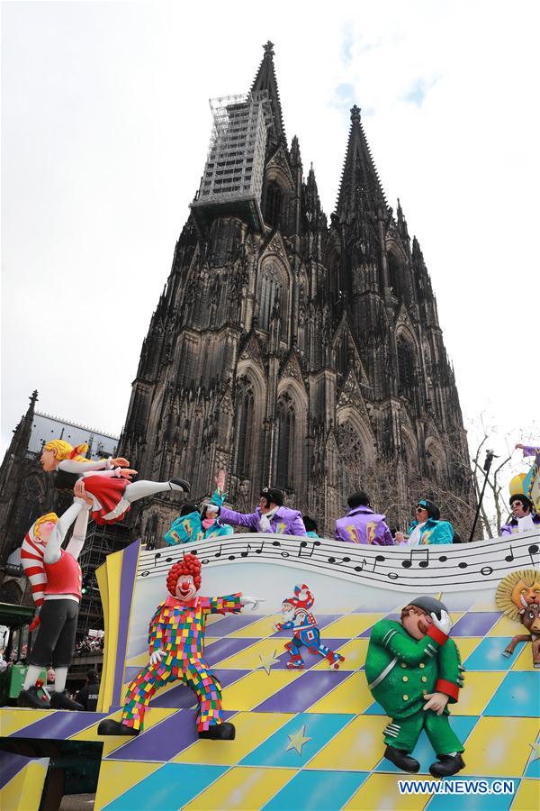 GERMANY-COLOGNE-ROSE MONDAY-CARNIVAL PARADE