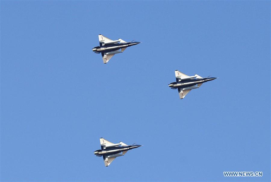 CHINA-AIR FORCE AEROBATICS TEAM-RUSSIA-PERFORMANCE (CN)