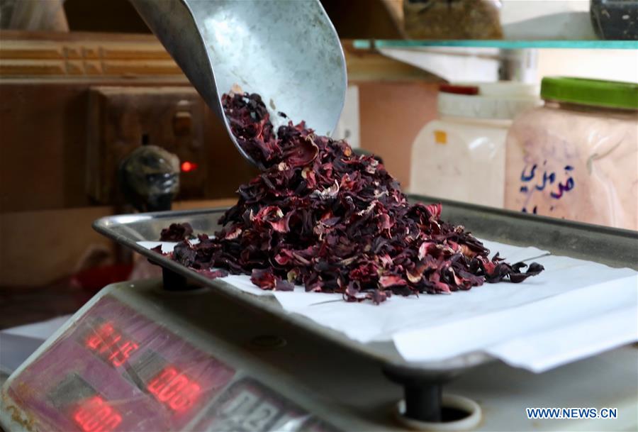 IRAQ-BAGHDAD-HERBAL MEDICINE-FEATURE