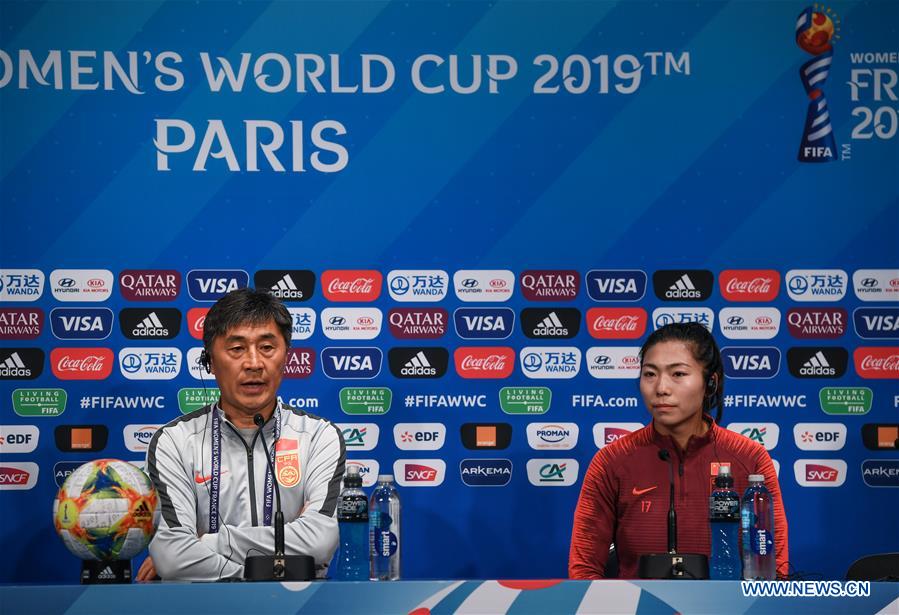 (SP)FRANCE-PARIS-2019 FIFA WOMEN'S WORLD CUP-GROUP B-CHINA-OFFICIAL PRESS CONFERENCE