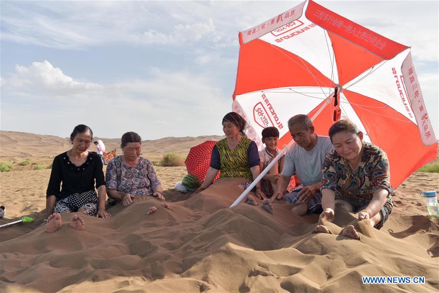 CHINA-XINJIANG-SHANSHAN-SAND THERAPY (CN)