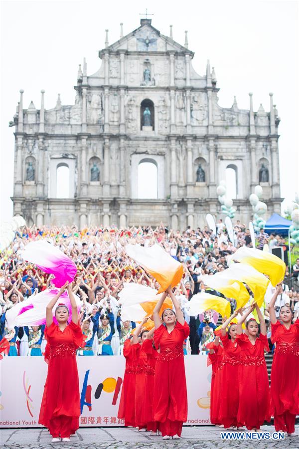 CHINA-MACAO-INT'L YOUTH DANCE FESTIVAL-PARADE (CN)