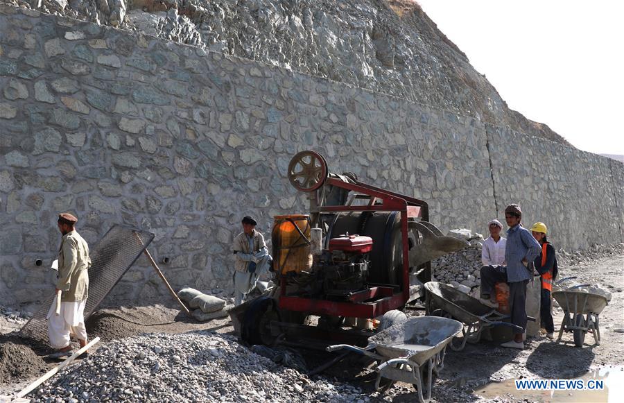 AFGHANISTAN-LAGHMAN-KEY ROAD- CONSTRUCTION