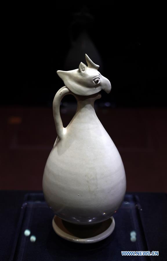 CHINA-XI'AN-PORCELAIN-EXHIBITION (CN)