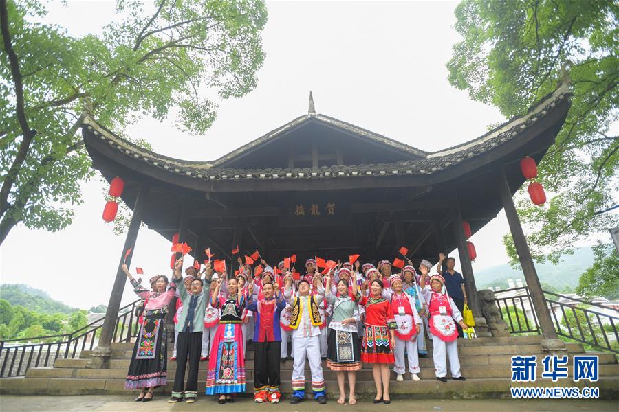 （壮丽70年·奋斗新时代——记者再走长征路·图文互动）（4）何须马革裹尸还——重访红二、六军团出发地