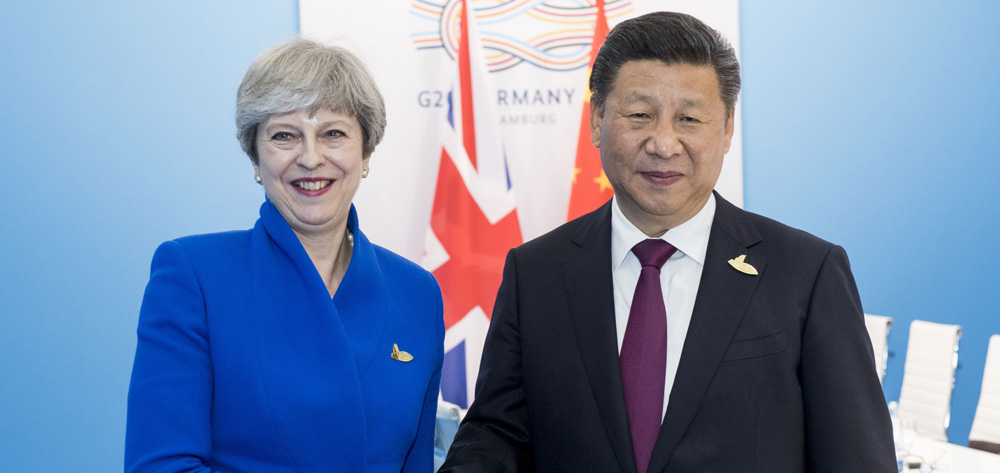 习近平会见英国首相特雷莎·梅